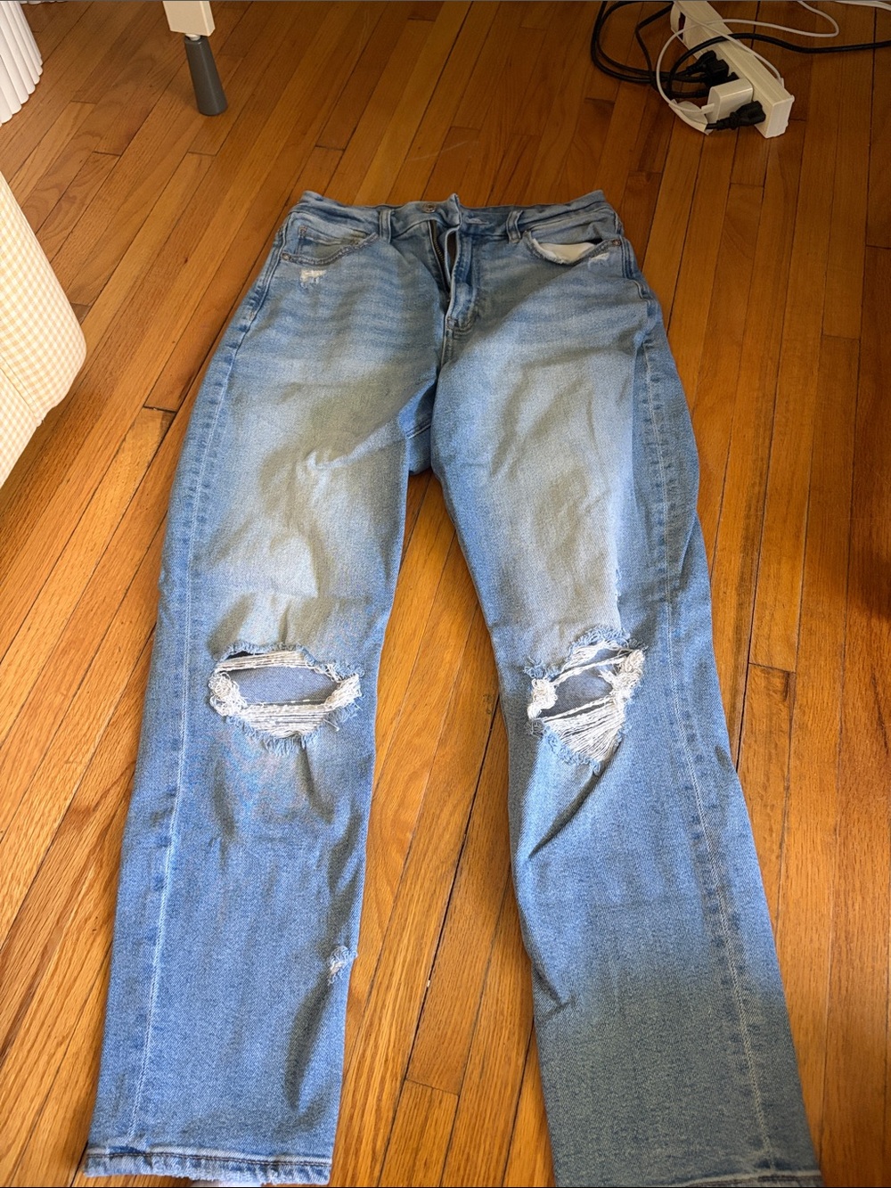 Women’s AEO Stretch Mom Jeans